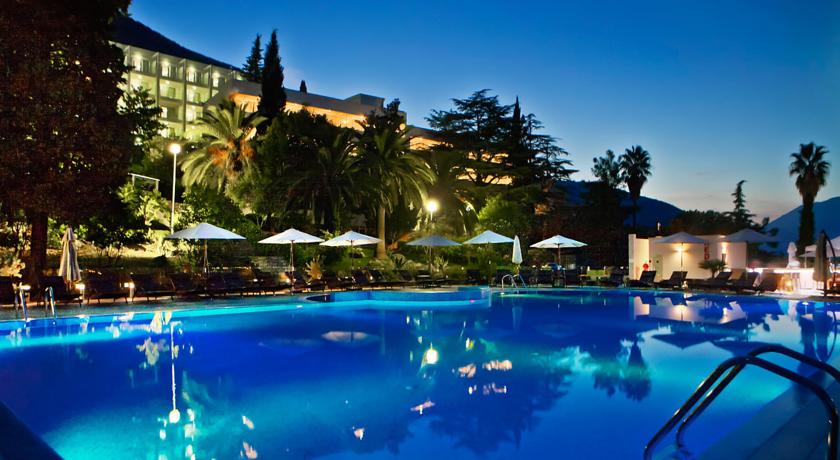 Club Hotel Riviera